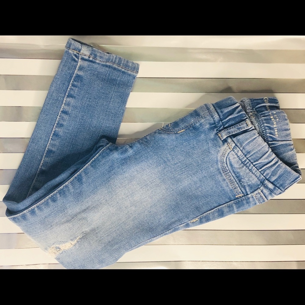 GAP JEANS‼️SALE‼️ Size:T4